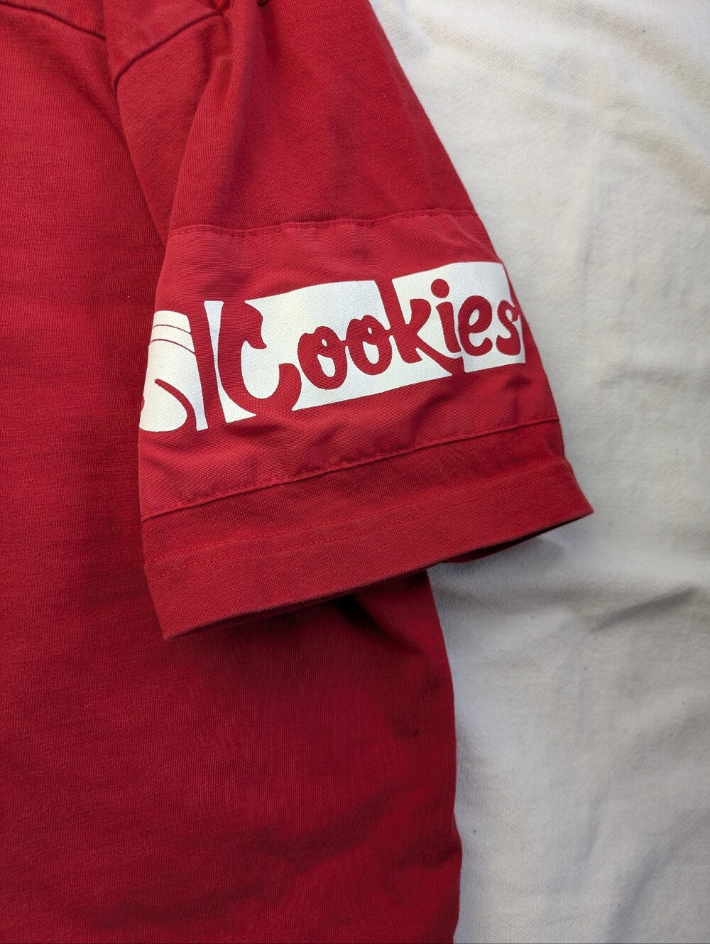 Men's XL Cookies Red Tshirt With Graphic - Picture 7 of 8